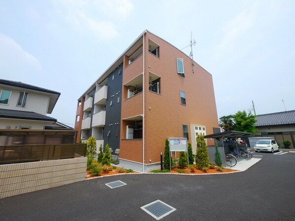 ニューグランドールの物件外観写真